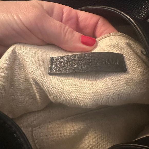 Build Your Bag from Mark & Graham.
With 3 different handles included. - Picture 8 of 10